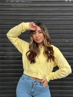 Campera con Capucha y Cierre Kaia - imagen