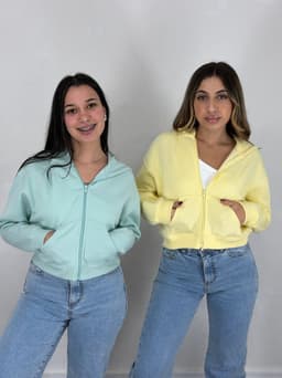 Campera Cierre y Capucha Karla - imagen
