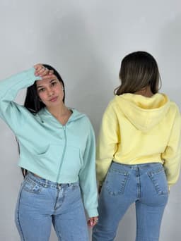 Campera Cierre y Capucha Karla - imagen