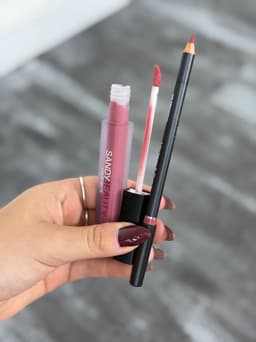 Labial + lapiz delineador