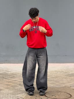 Buzo estampado unisex - imagen