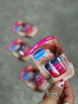 Vaselina Rose para labios - imagen