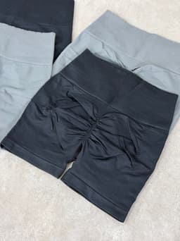 Short con PUSH UP Nara - imagen