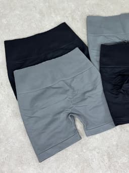 Short con PUSH UP Nara - imagen