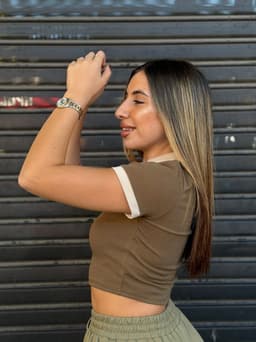 Top remera con cierre - imagen