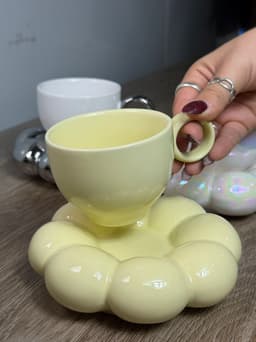 Taza con plato nube - imagen