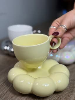 Taza con plato nube - imagen