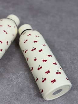 Botella termica con diseño cherry - imagen