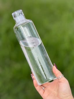 Botella de cristal con marcador de horarios 500ml - imagen