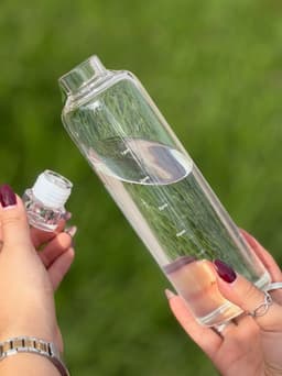 Botella de cristal con marcador de horarios 500ml - imagen