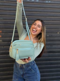 Cartera bandolera con correa - imagen