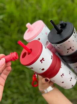 Vaso termico con sorbo y correa  700ml - imagen
