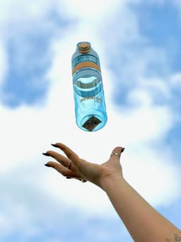 Botella Moira