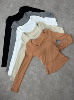Remera afelpada con push up Stella - imagen