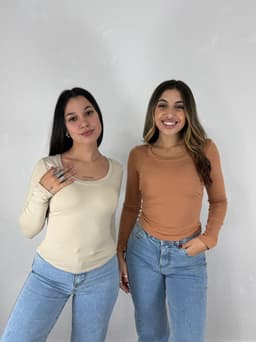 Remera afelpada con push up Stella - imagen