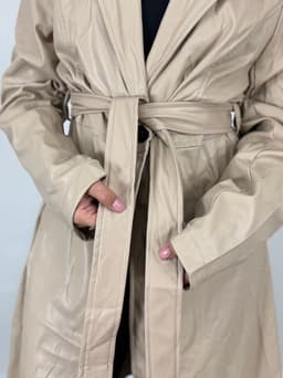 Tapado Simil Cuero con Cinturón Ines por mayor ($1090 c/u mínimo 6 unidades) - imagen