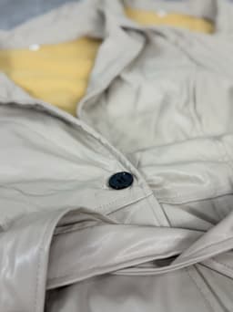 Tapado Simil Cuero con Cinturón Ines por mayor ($1090 c/u mínimo 6 unidades) - imagen