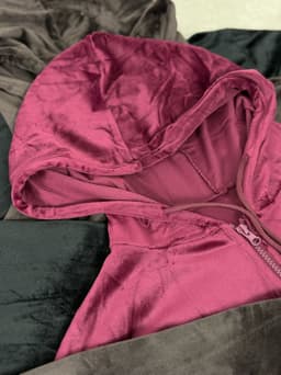Conjunto con Campera y gorro Plush Celine por mayor ($590 c/u mínimo 12 unidades) - imagen