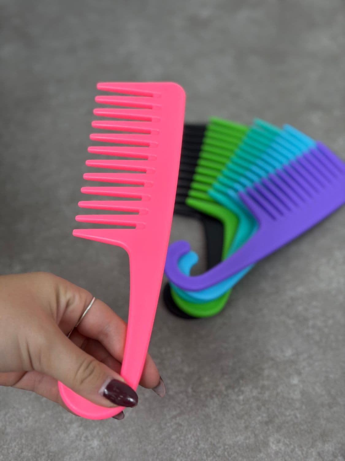 Peine para cabello por mayor ($20 c/u mínimo 12 unidades)