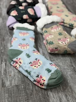 Medias antideslizantes con peluche x Mayor ( Pack de 12 unidades a $112.50 c/u) - imagen
