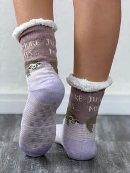 Medias antideslizantes con peluche x Mayor ( Pack de 12 unidades a $112.50 c/u) - imagen