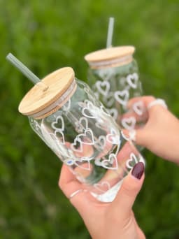 Vaso de vidrio con tapa y sorbo ( $90 c/u minimo pack de 12) - imagen