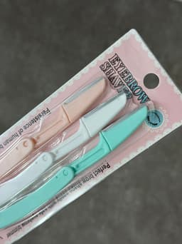 Set de 3 perfiladores para cejas por mayor ( Pack de 12 set de 3 a $45 c/u ) - imagen