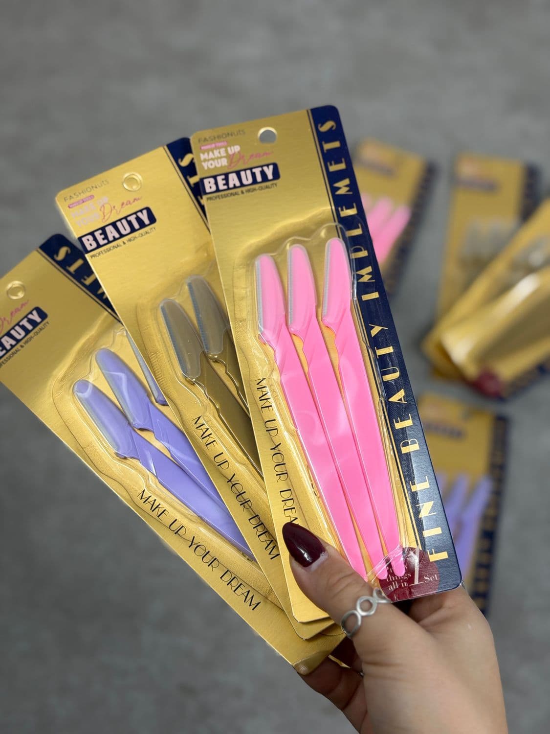 Set de 3 perfiladores para cejas por mayor ( Pack de 12 set de 3 a $40 c/u )