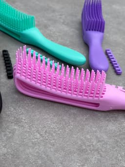 Cepillo antitirones flexible  por mayor ( Pack de 12 a $70 c/u ) - imagen