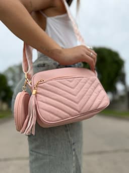 Cartera Bandolera con correa y monedero por mayor ( Pack de 12 a $ 195 c/u ) - imagen