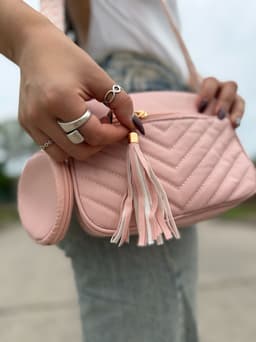 Cartera Bandolera con correa y monedero por mayor ( Pack de 12 a $ 195 c/u ) - imagen