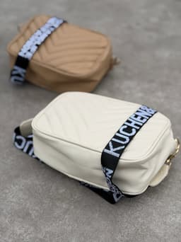 Cartera Bandolera con correa por mayor ( Pack de 12 a $ 190 c/u ) - imagen