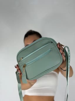 Cartera bandolera con correa por mayor ( Pack de 12 a $ 360 c/u ) - imagen