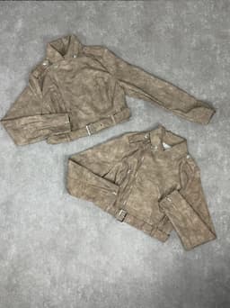 Campera cuerina con cinto por mayor ( Pack de 12 a $ 890 c/u ) - imagen