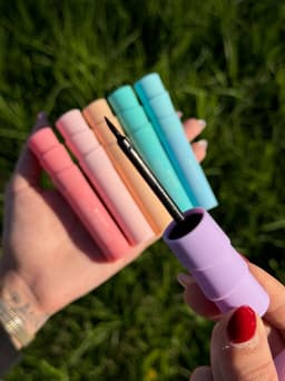 Delineador liquido - imagen
