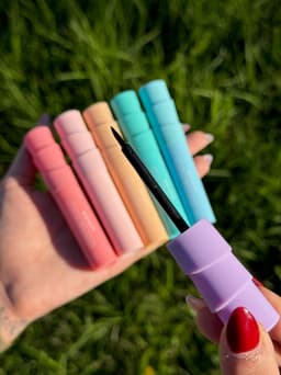 Delineador liquido - imagen