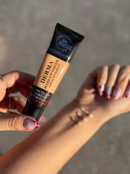Base liquida - imagen