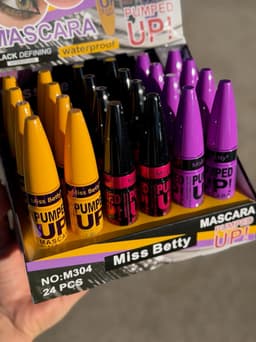 Mascara de Pestaña Resistente al Agua - imagen
