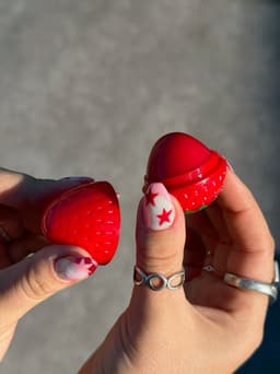 Balsamo para labios de frutilla - imagen