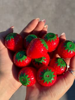 Balsamo para labios de frutilla - imagen