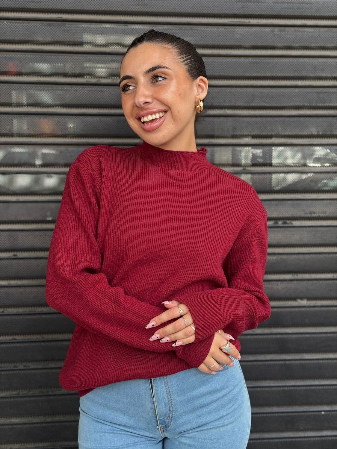 Buzo polera en tela hilo con canale en el cuello