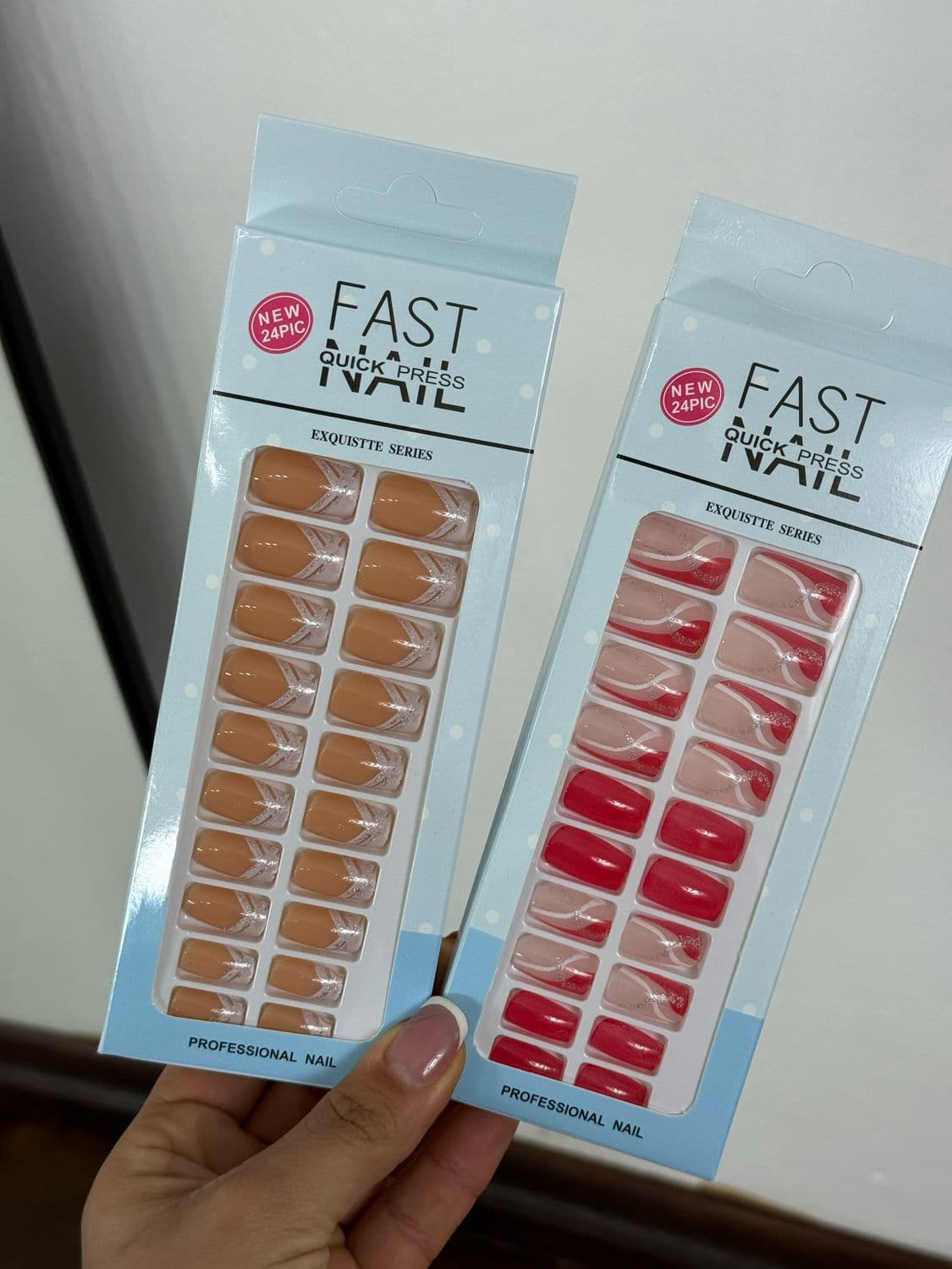 Uñas postizas