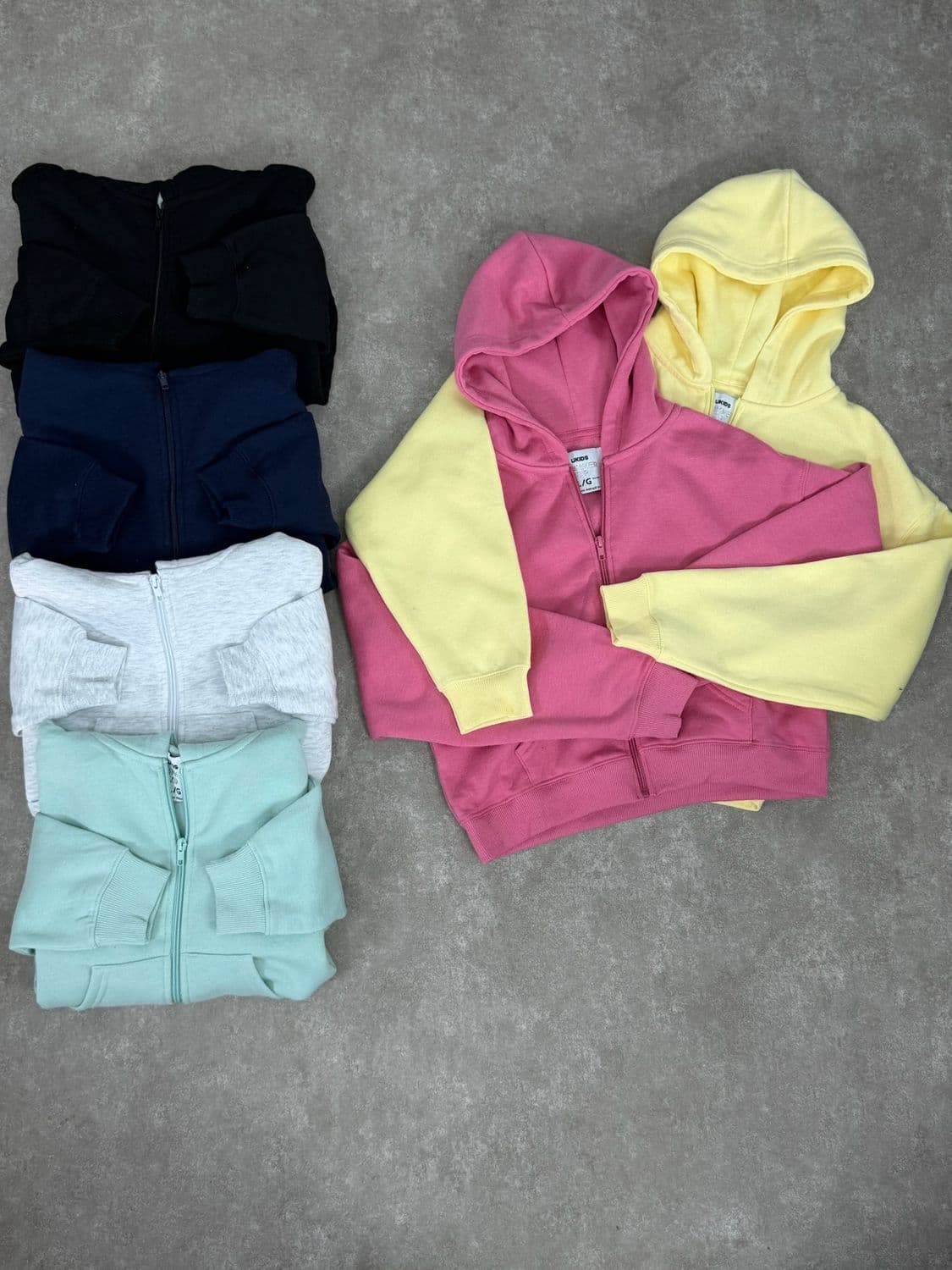 Campera Cierre y Capucha Karla